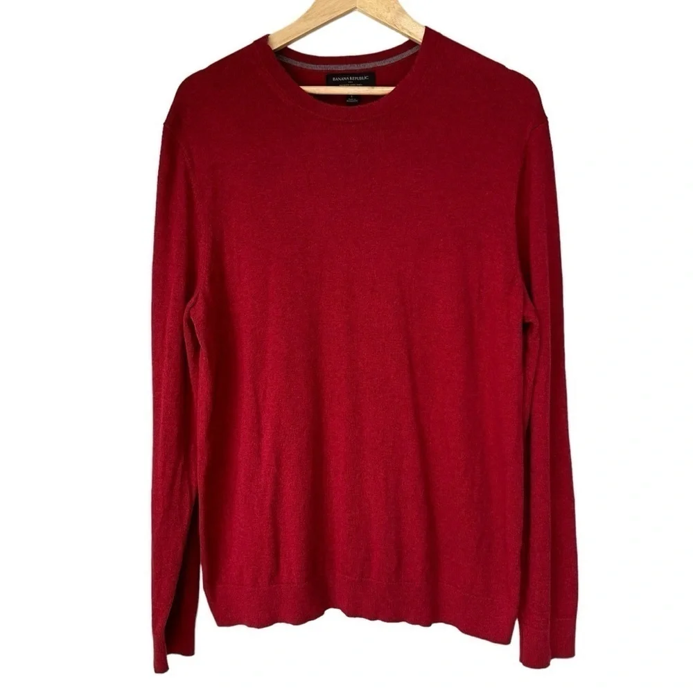 Banana Republic Men's Premium Luxe Sweater, Cashmere Silk Blend, Red, Large